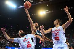 开云体育中国-关于法国男篮险胜爵士，克莱高光表现的信息