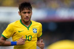 开云下载-绿茵与硬木的交响，当欧冠焦点战遇上湖人斩落黄蜂的夜晚