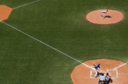 开云体育中国-赛道新秩序，拉塞尔统治全场，哈斯车队轻取法拉利背后的启示