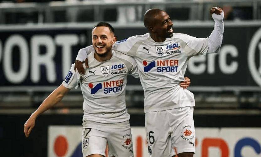 亚眠客场告捷，法甲保级形势越发乐观的简单介绍