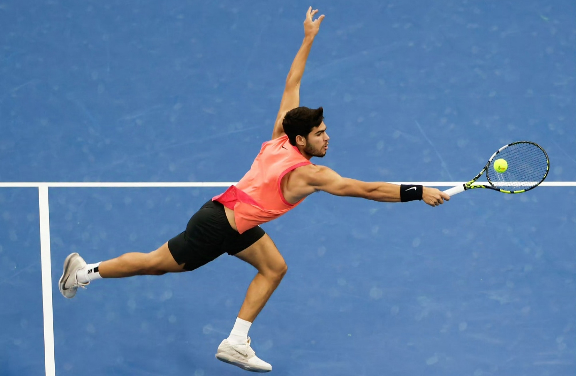 欧洲网球队绝杀美国网球队，阿尔卡拉斯关键制胜的简单介绍