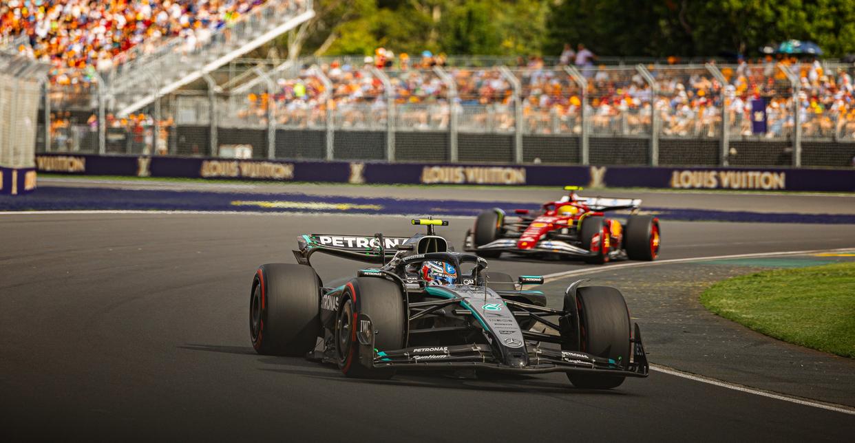 关于索伯车队横扫哈斯车队，皮亚斯特里统治全场的信息