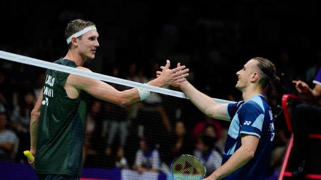 中国队鏖战日本队，安赛龙带队取胜