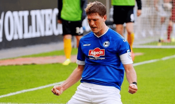 比勒费尔德逼平多特蒙德,展现强大抗击能力的简单介绍 比勒费尔德逼平多特蒙德,展现强大抗击能力的简单介绍