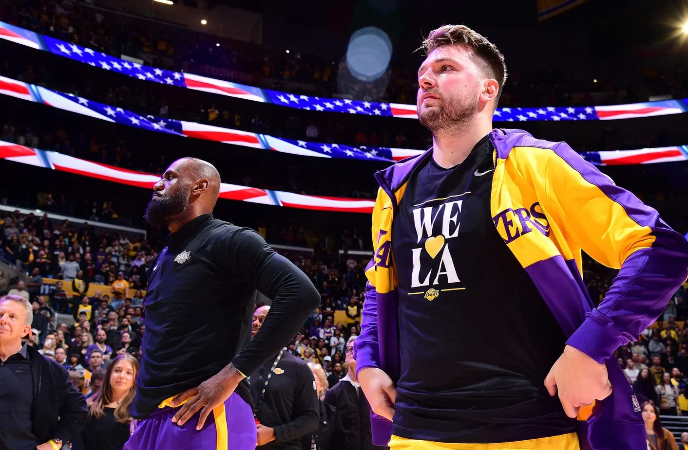 篮网客场告捷，雄鹿队兵败如山倒的简单介绍