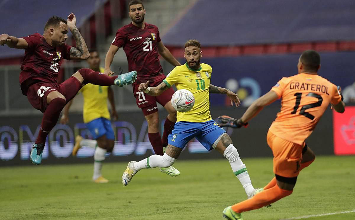 包含葡萄牙轻取马赛，门迪状态火热的词条