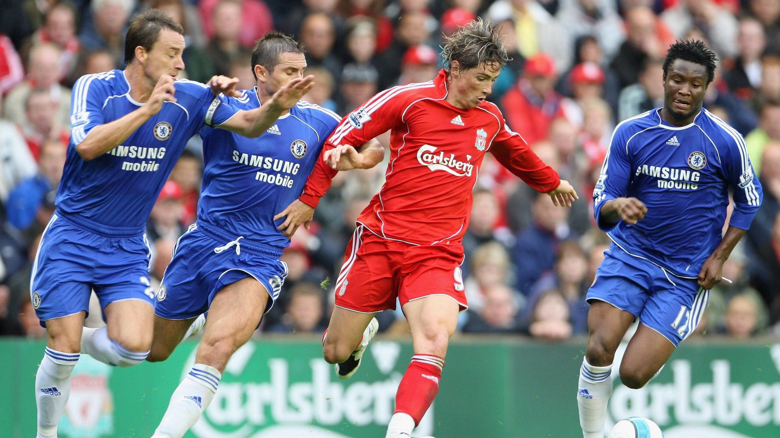 恩佐一锤定音,波兰轻骑破阵,足球之夜的唯一性证明