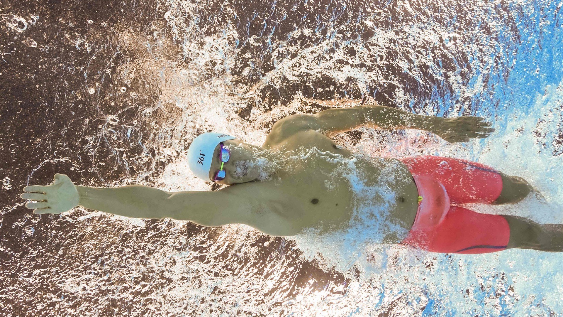 弗拉霍维奇连续得分拉开差距，哥伦比亚战术体系完胜摩洛哥