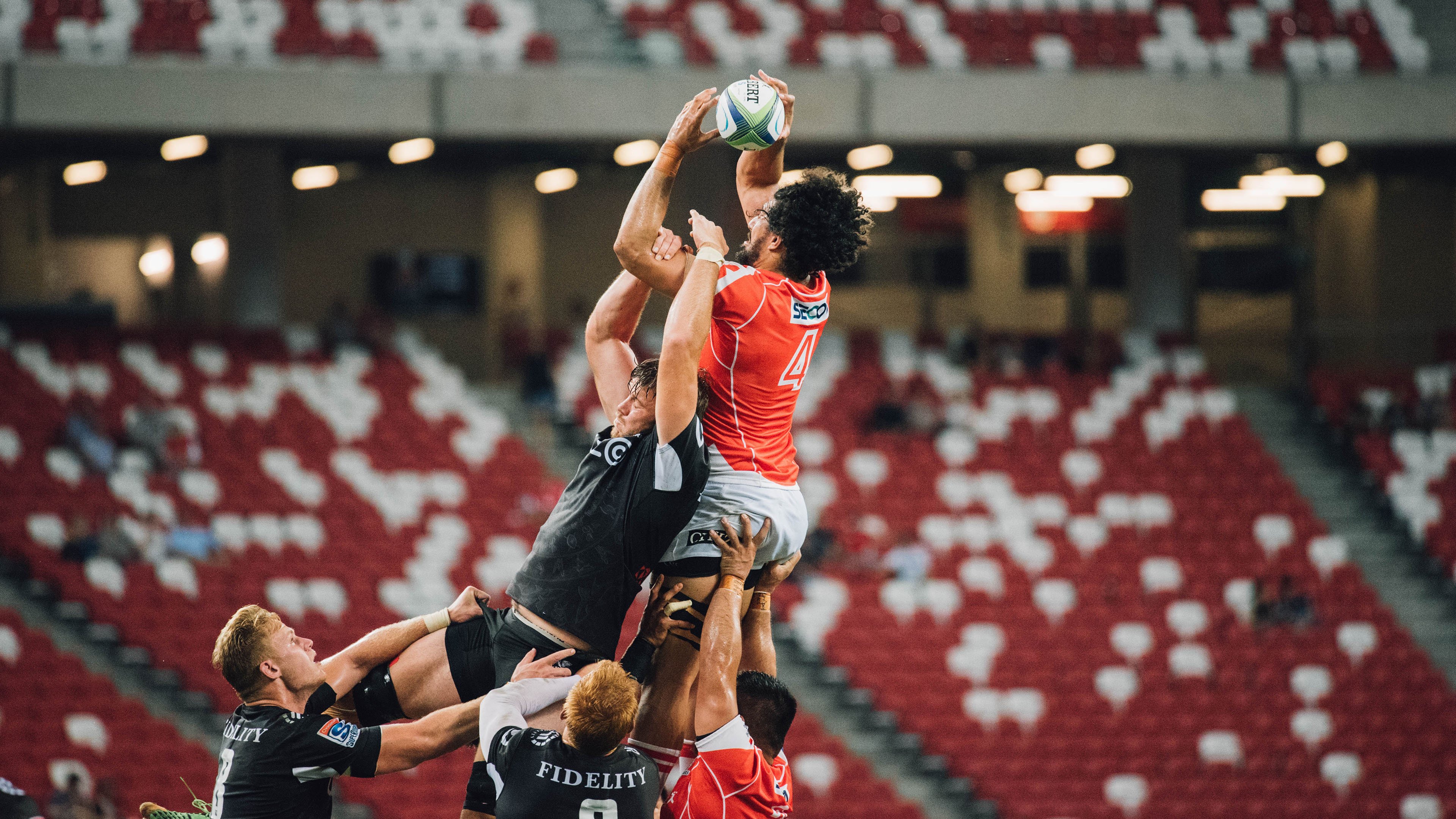 绝境狂澜，公牛翻盘上海队，张镇麟统治全场的背后